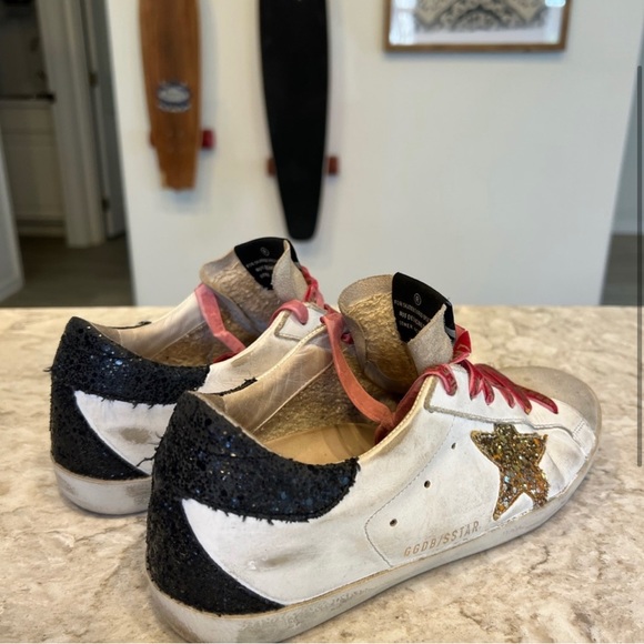 Golden Goose Sneaker - Picture 2 of 3